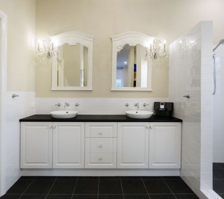 gallery-parkerville-ensuite.jpg