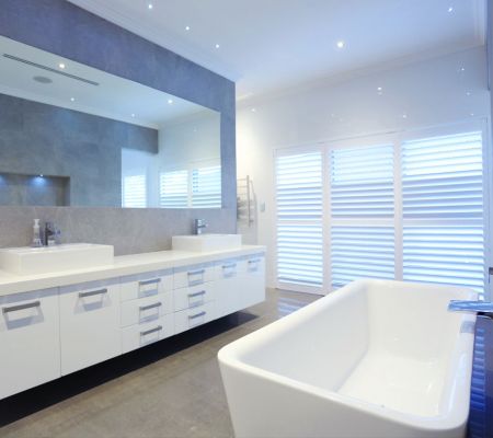 MtClaremont-home-ensuite.jpg